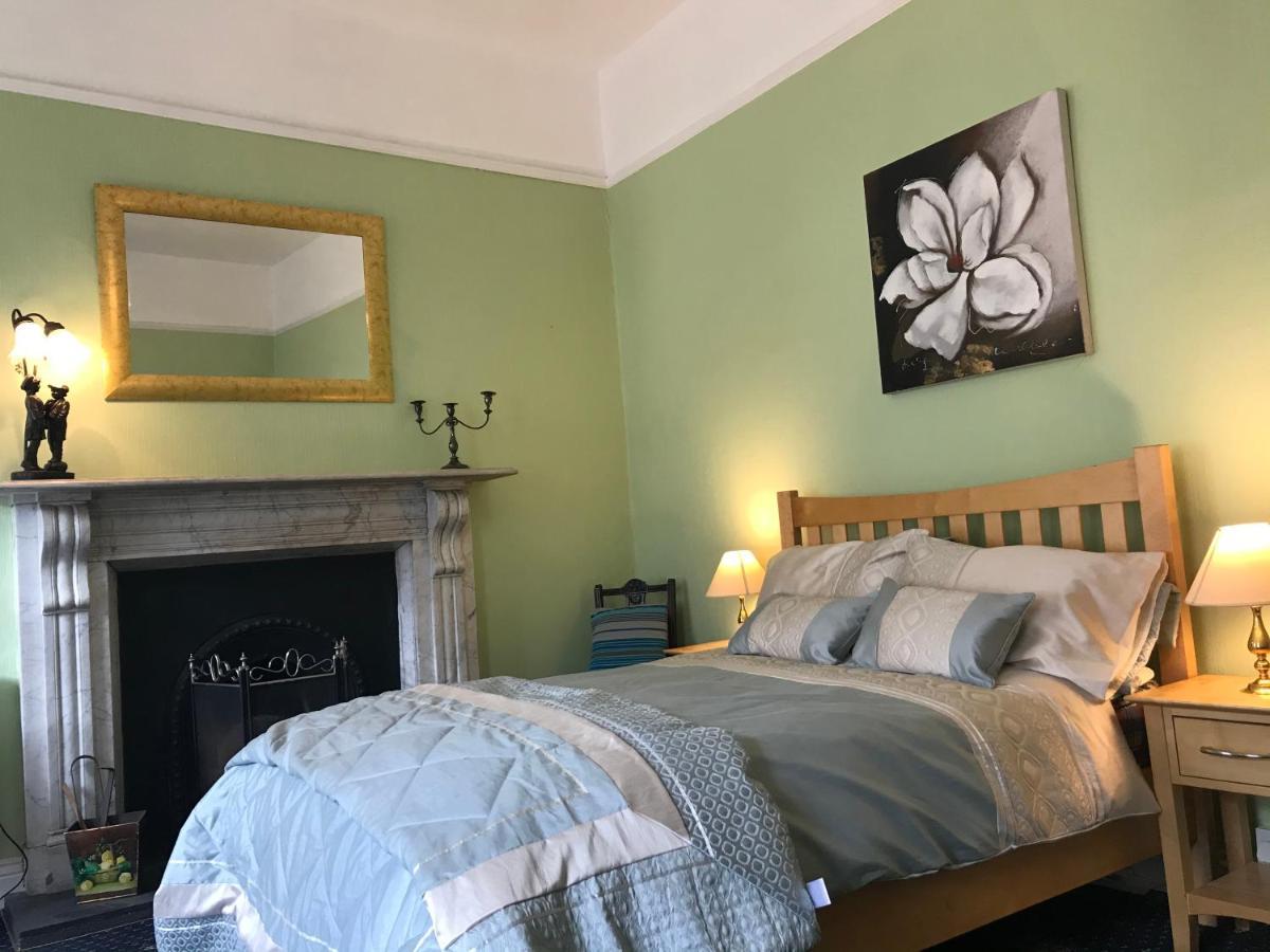 Parisian Style Townhouse Villa Carrick on Shannon Esterno foto