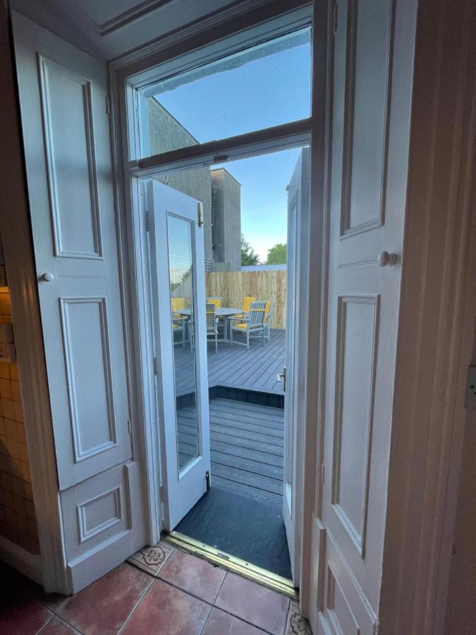 Parisian Style Townhouse Villa Carrick on Shannon Esterno foto