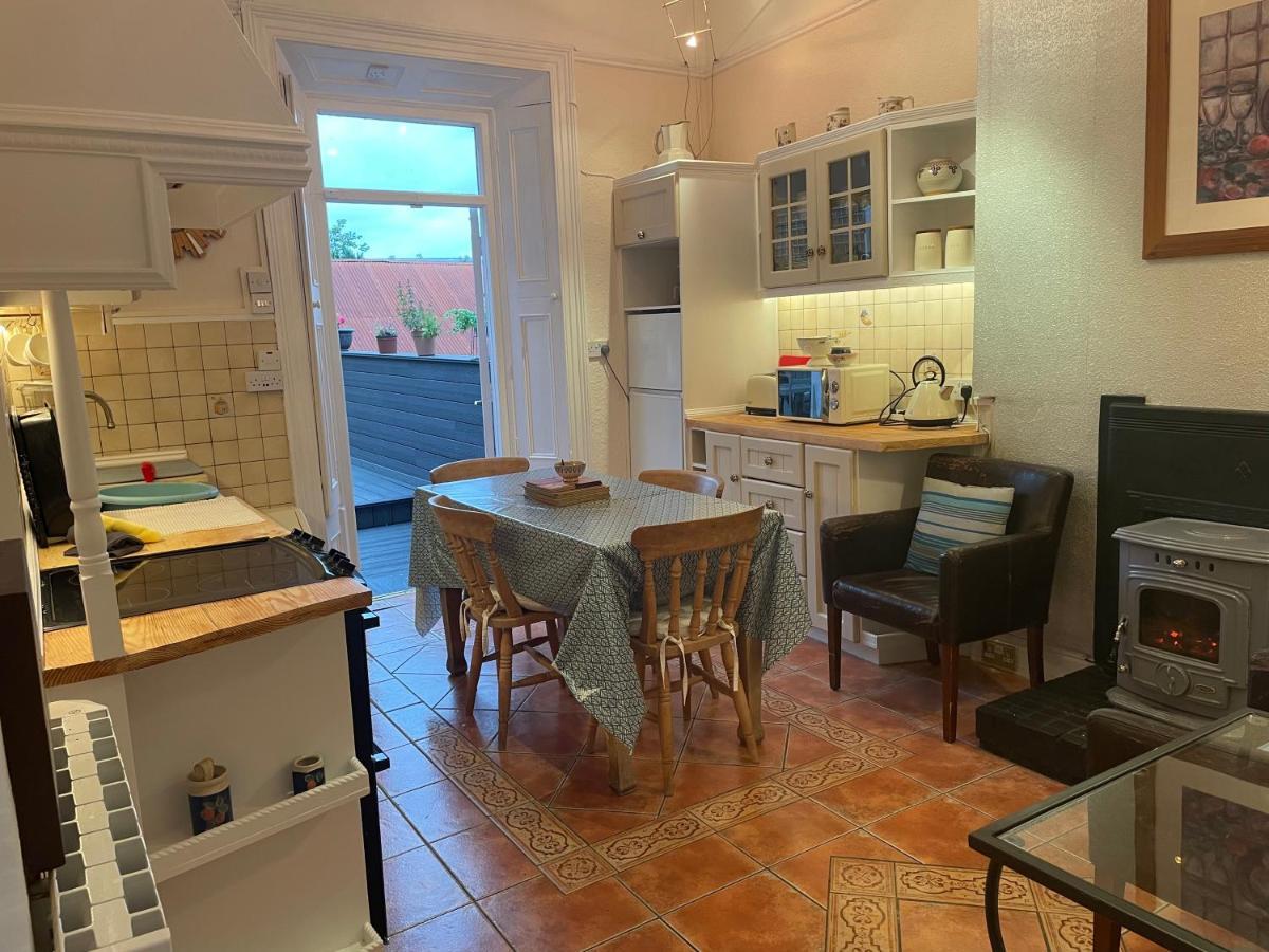 Parisian Style Townhouse Villa Carrick on Shannon Esterno foto